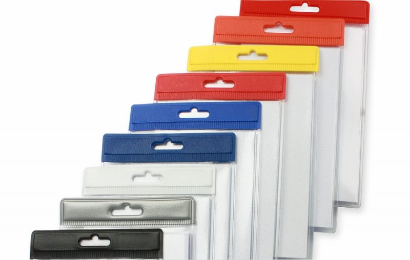 67_4 günstige Ausweishüllen